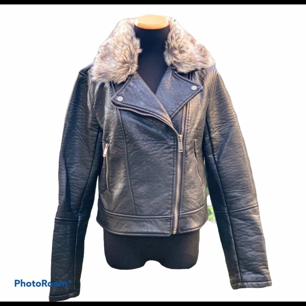 Faux letter jacket With removable faux fur